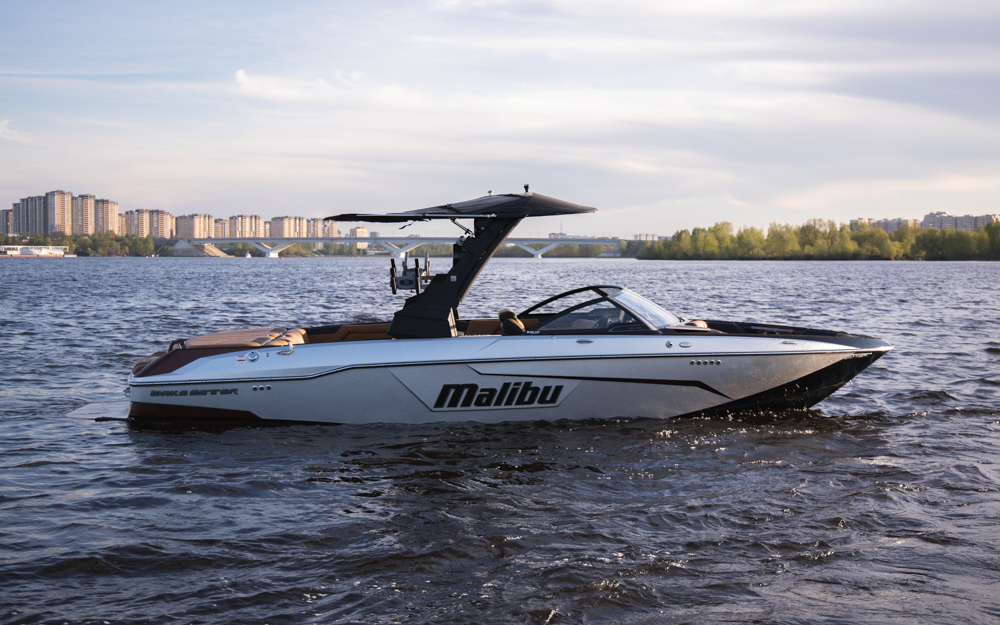 Катер буксировщик Malibu 25 LSV / 25596 фото 1.4