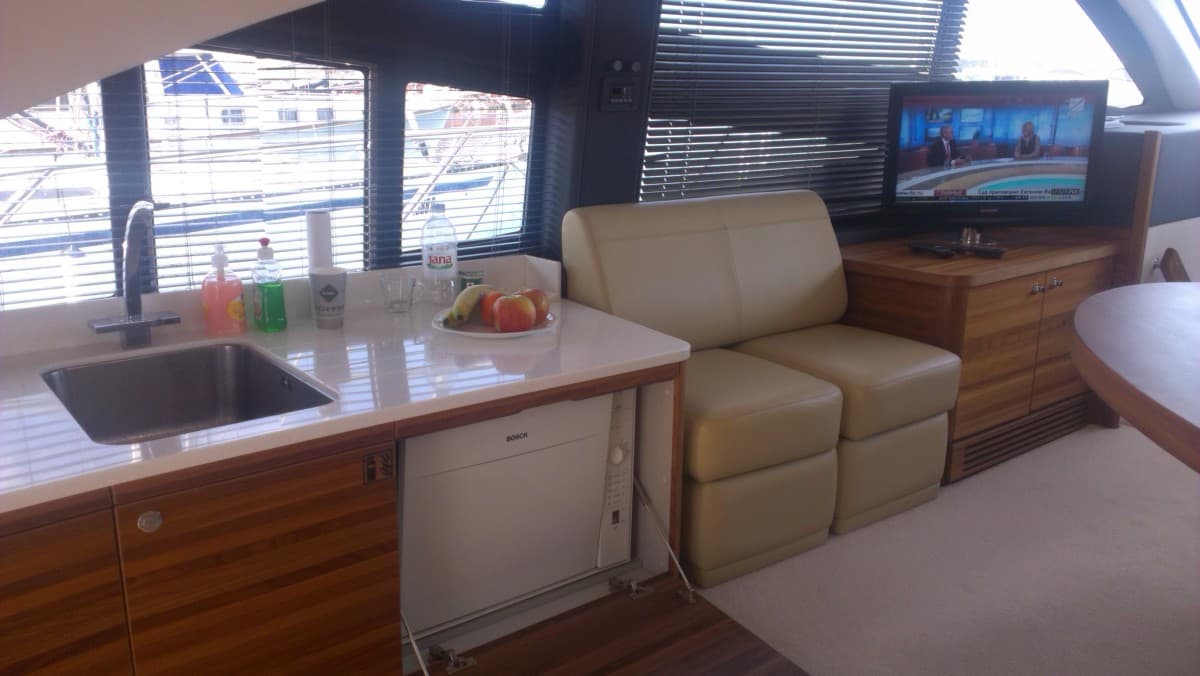 Яхта Sealine T50 фото 1.5