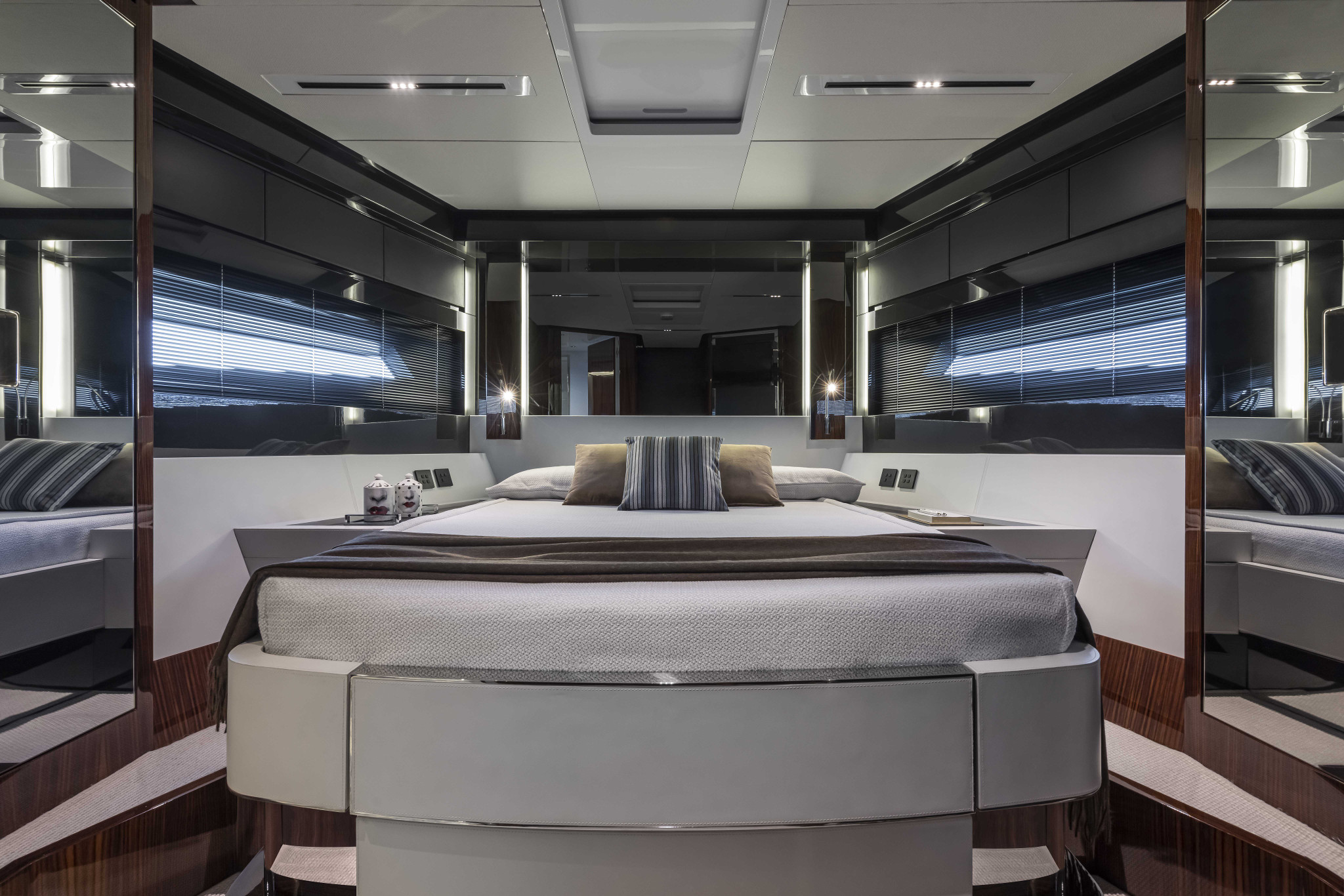 Riva 76' Perseo Super