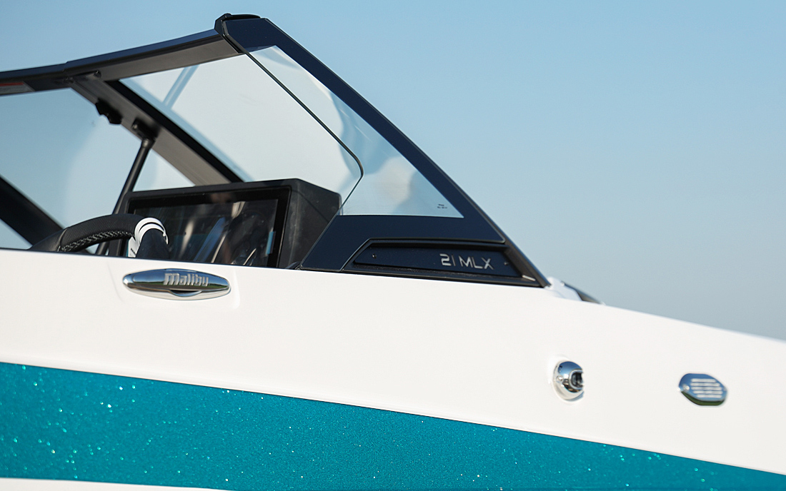 Катер буксировщик Malibu 21 MLX - 71229 фото 1.14