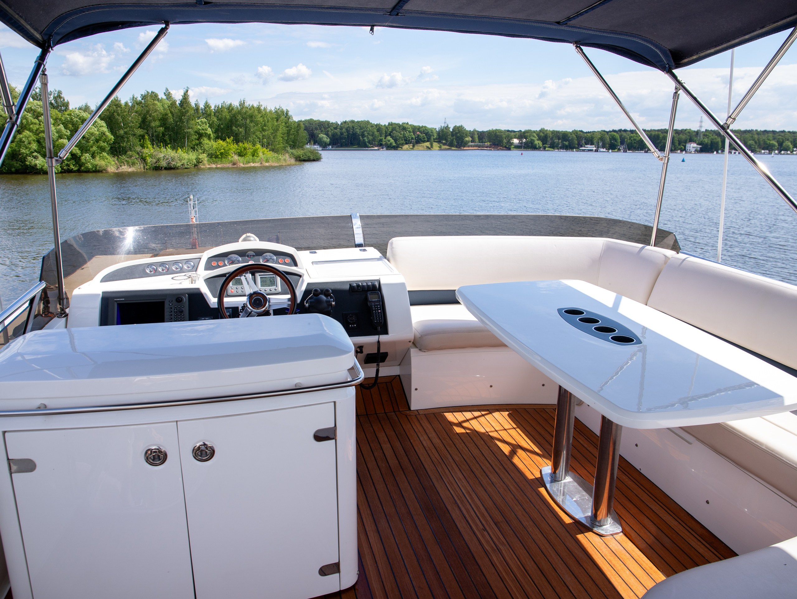 Princess 54