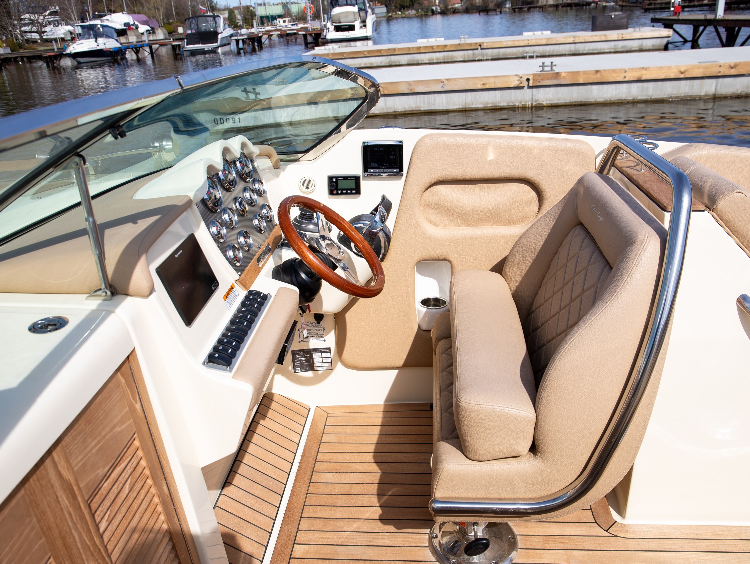 Chris-Craft Corsair 34