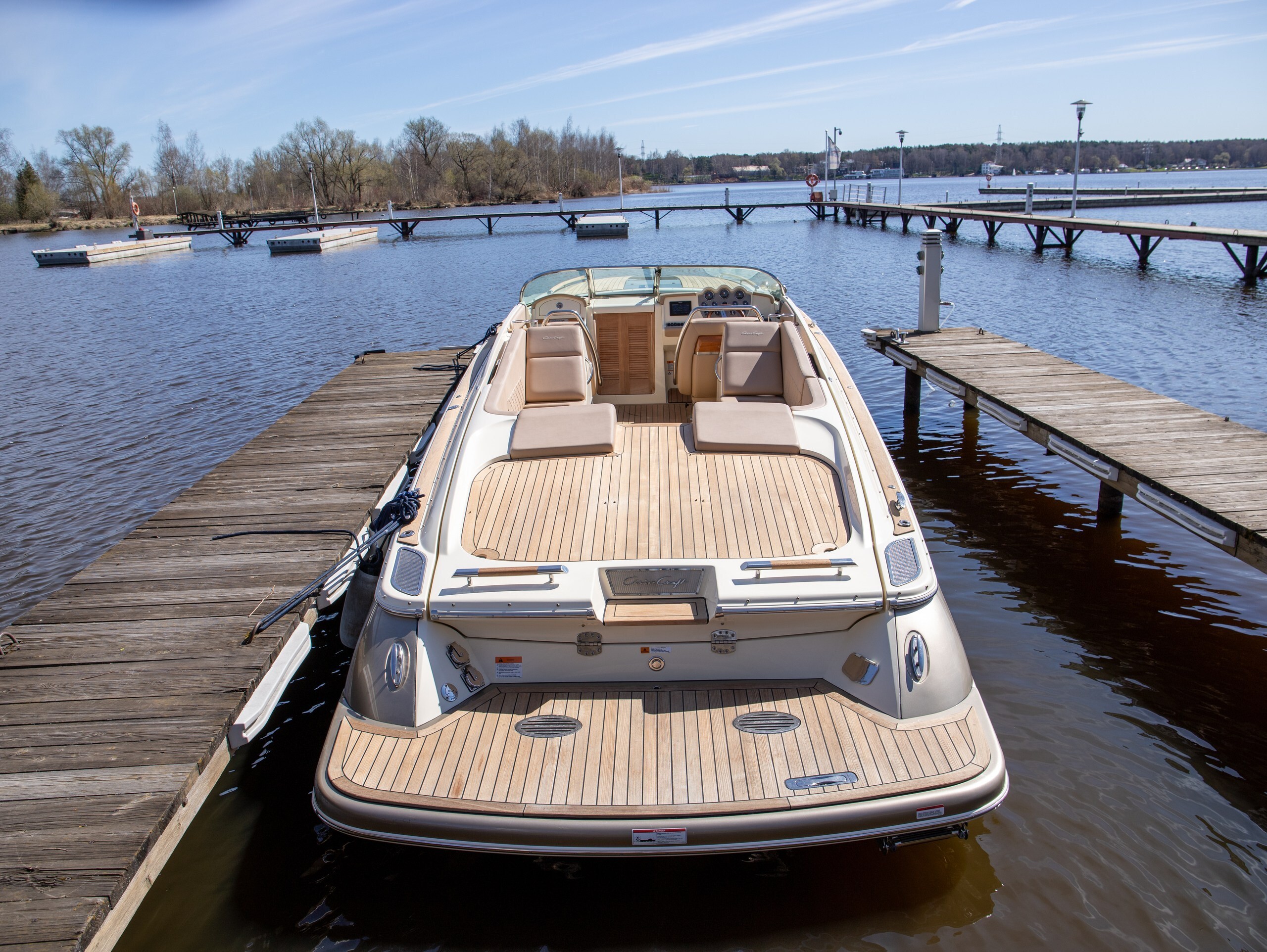 Chris-Craft Corsair 34