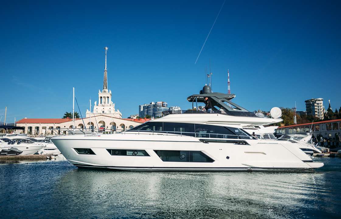 Яхта Ferretti Yachts Ferretti Yachts 670 фото 2.15