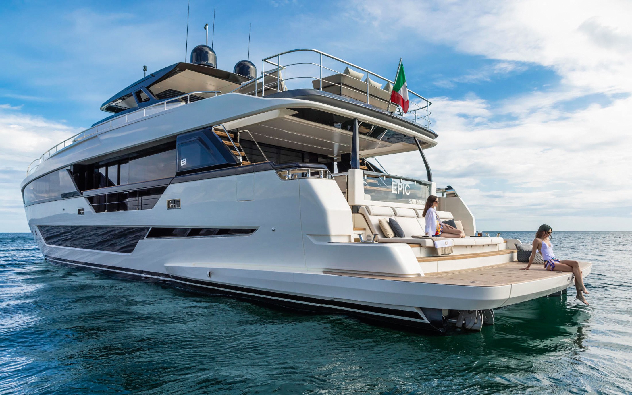 Ferretti Yachts 1000