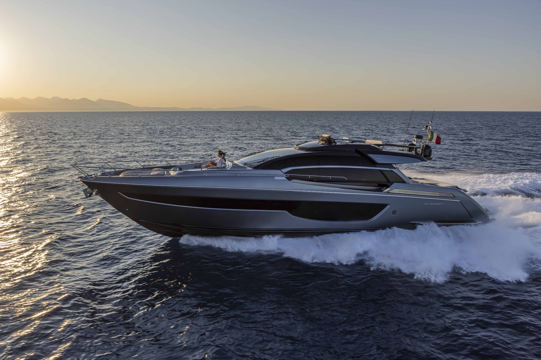 Riva 76' Perseo Super