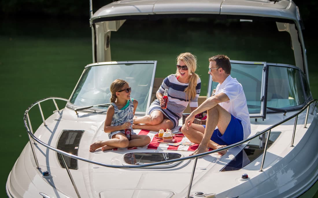 Катер Sea Ray Sundancer 350 HardTop фото 1.12