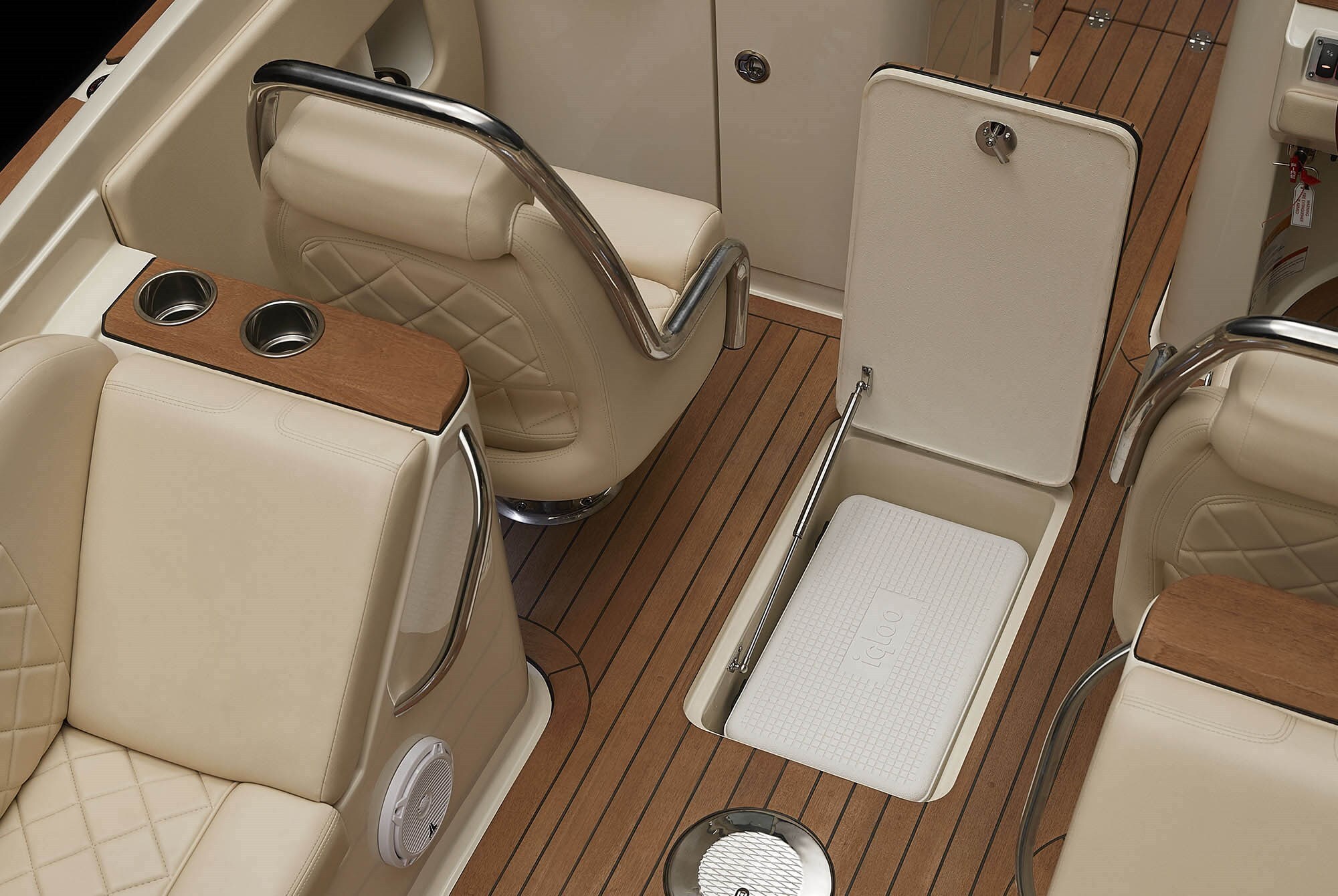 Chris-Craft Launch 27
