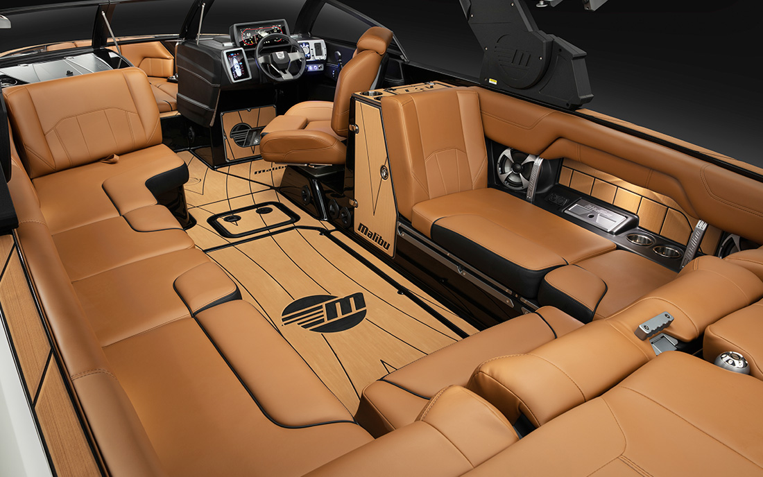 Катер буксировщик Malibu 25LSV 2021 фото 2.5