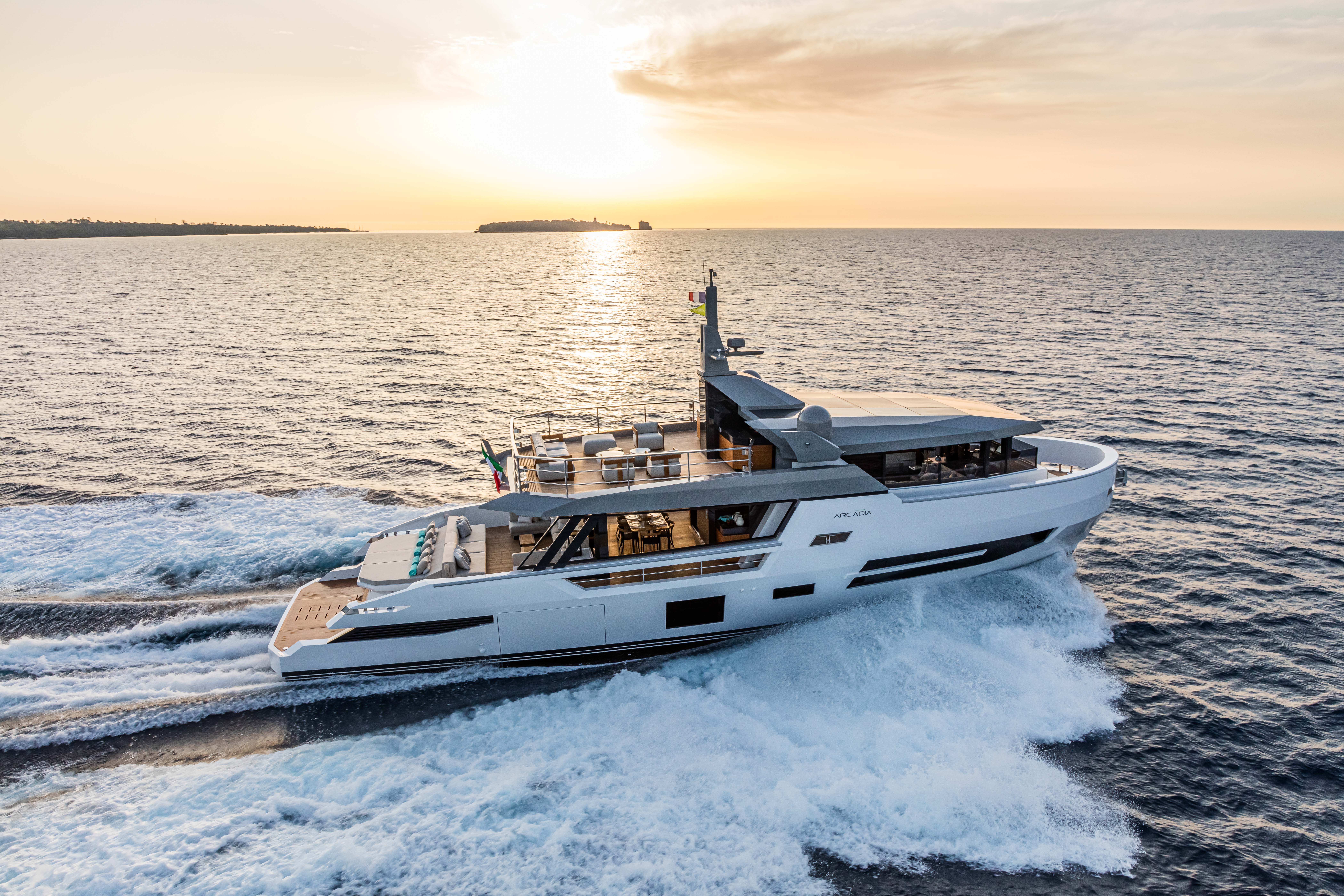 Arcadia Sherpa 80