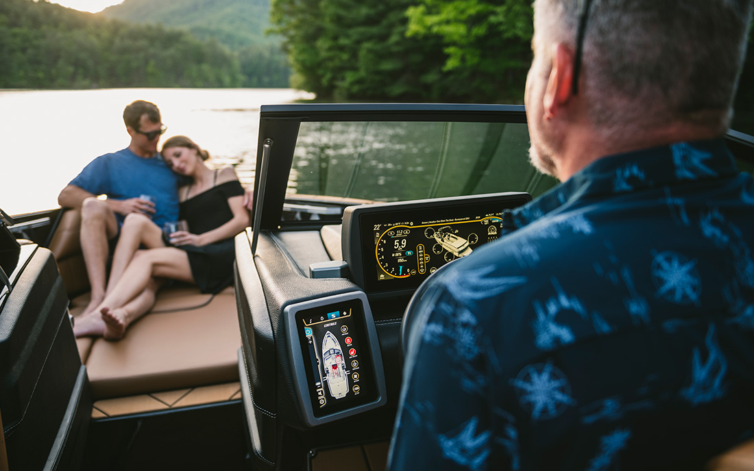 Катер буксировщик Malibu 25LSV 2021 фото 3.3