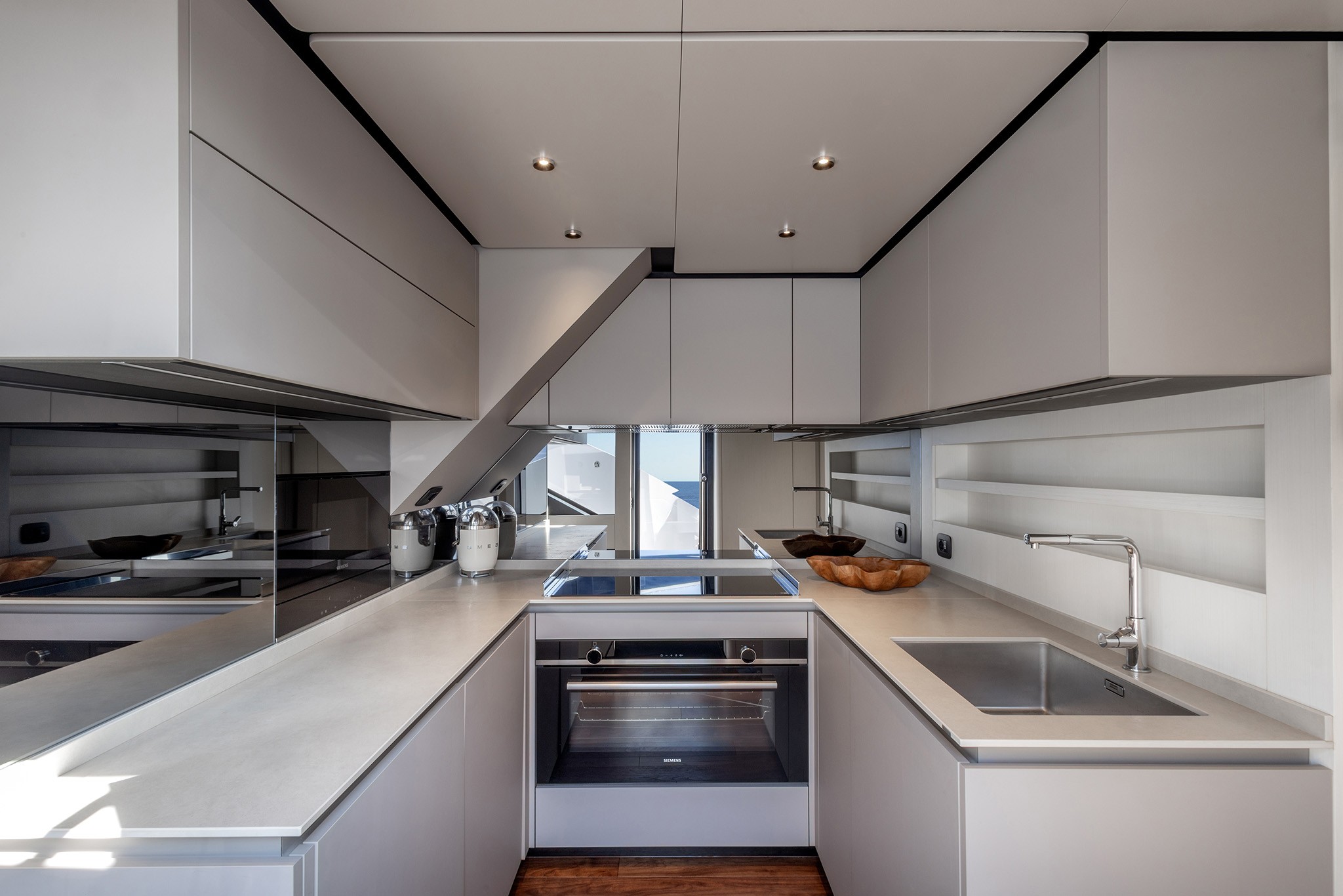 Ferretti Yachts 940