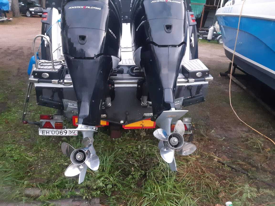 Grizzly 840 Racing