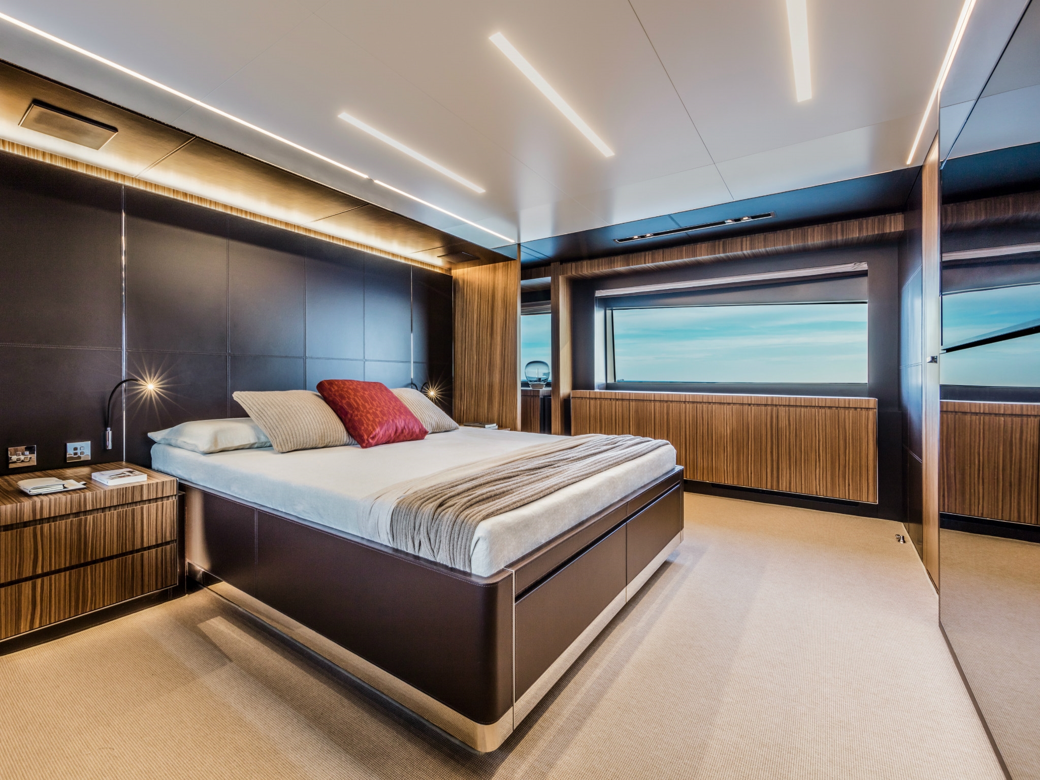 Riva 102' Corsaro Super