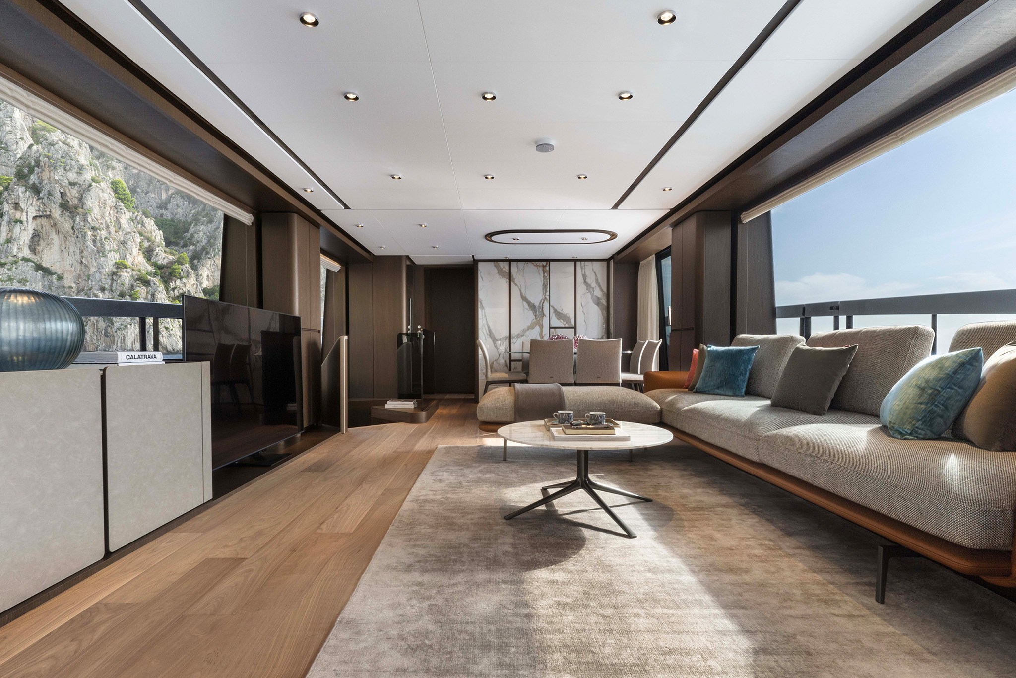 Ferretti Yachts 860