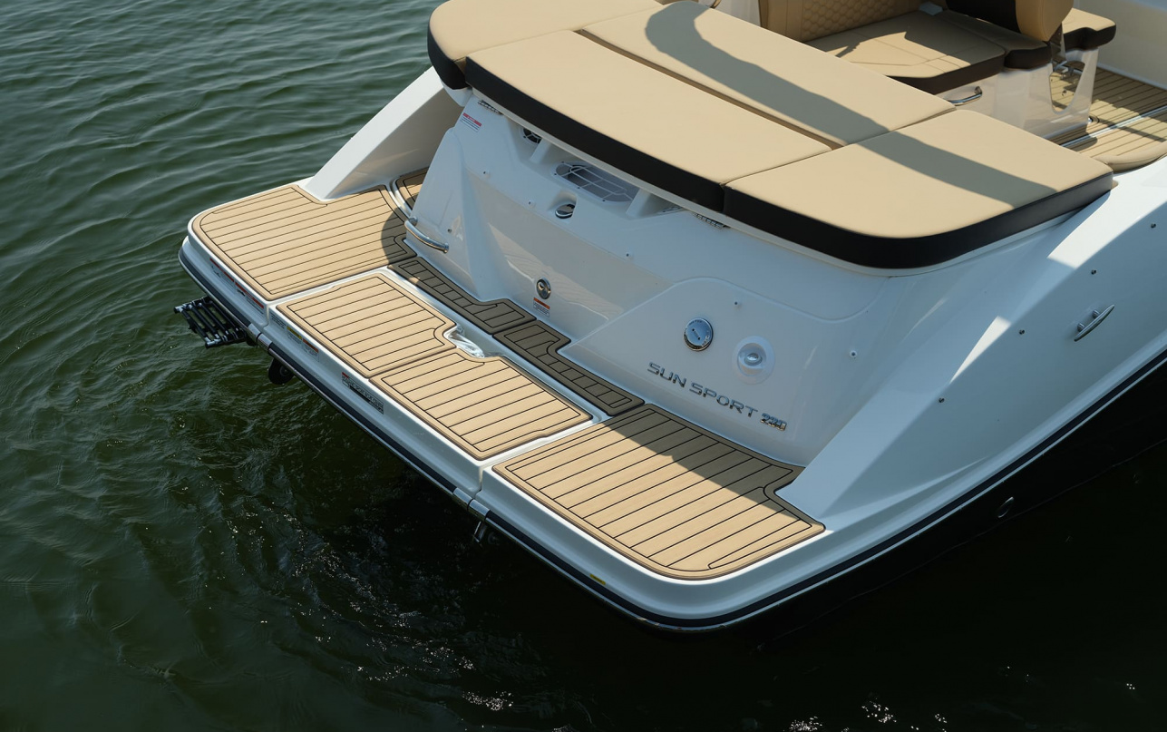 Катер Sea Ray 230 SunSport фото 2.4