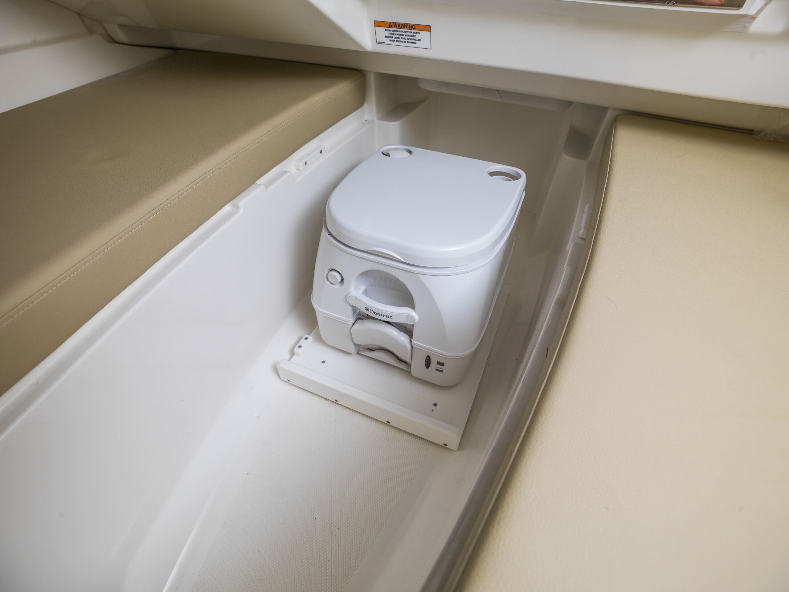 Sea Ray 230 SunSport