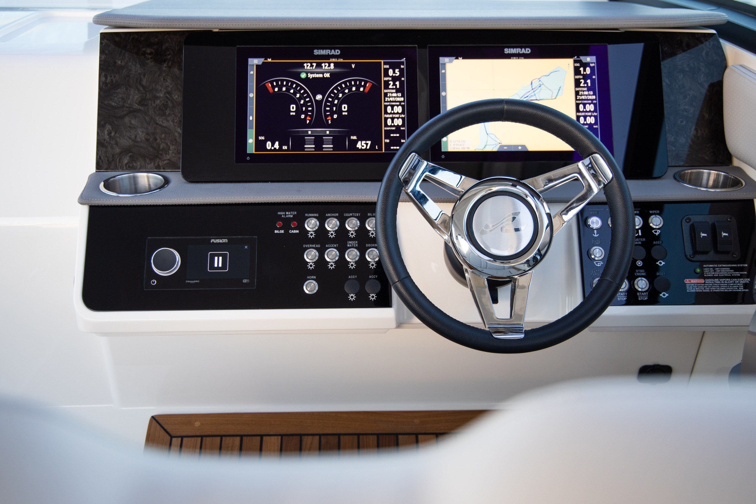 Sea Ray Sundancer 320 OB