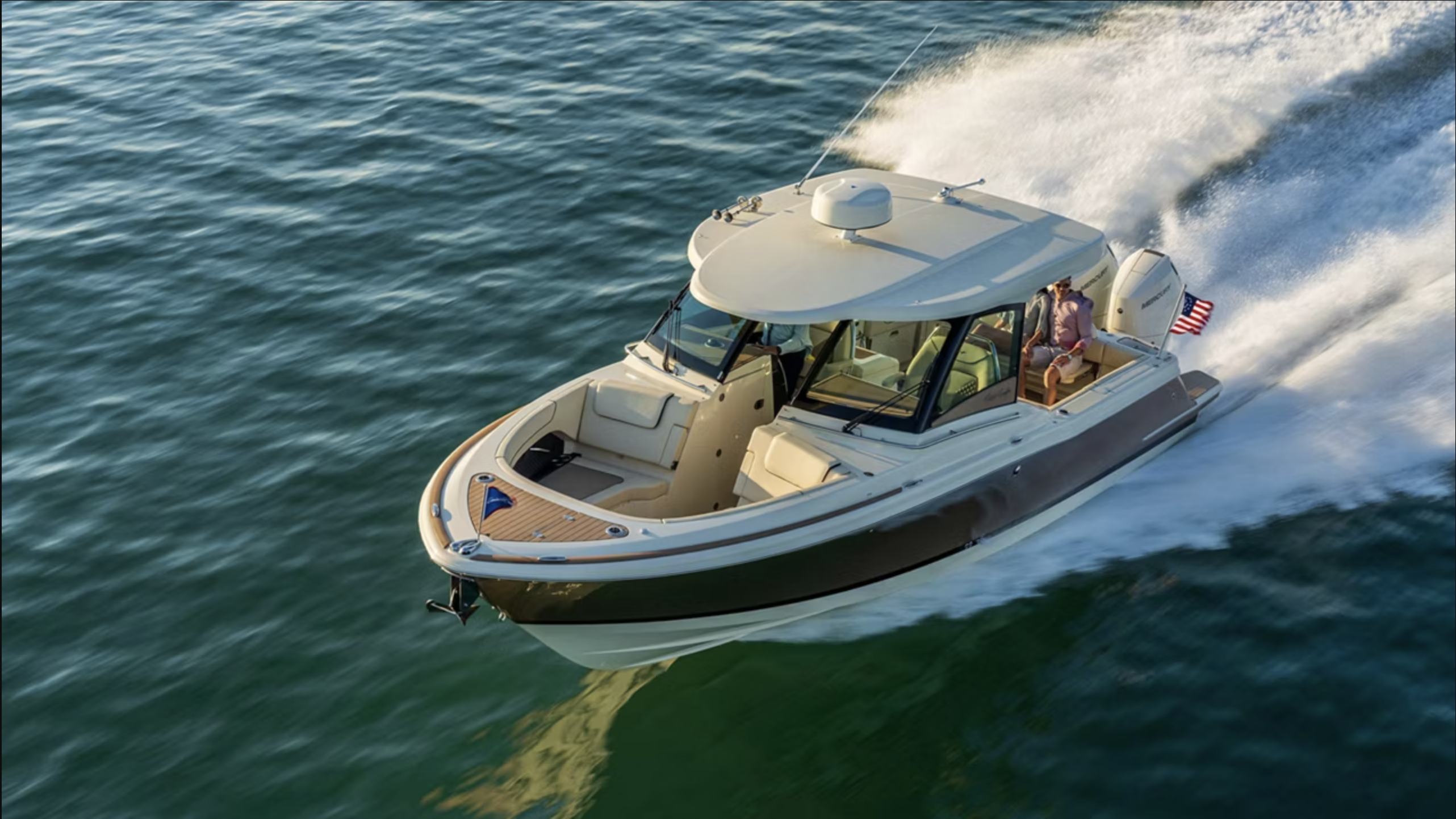 Chris-Craft Calypso 32