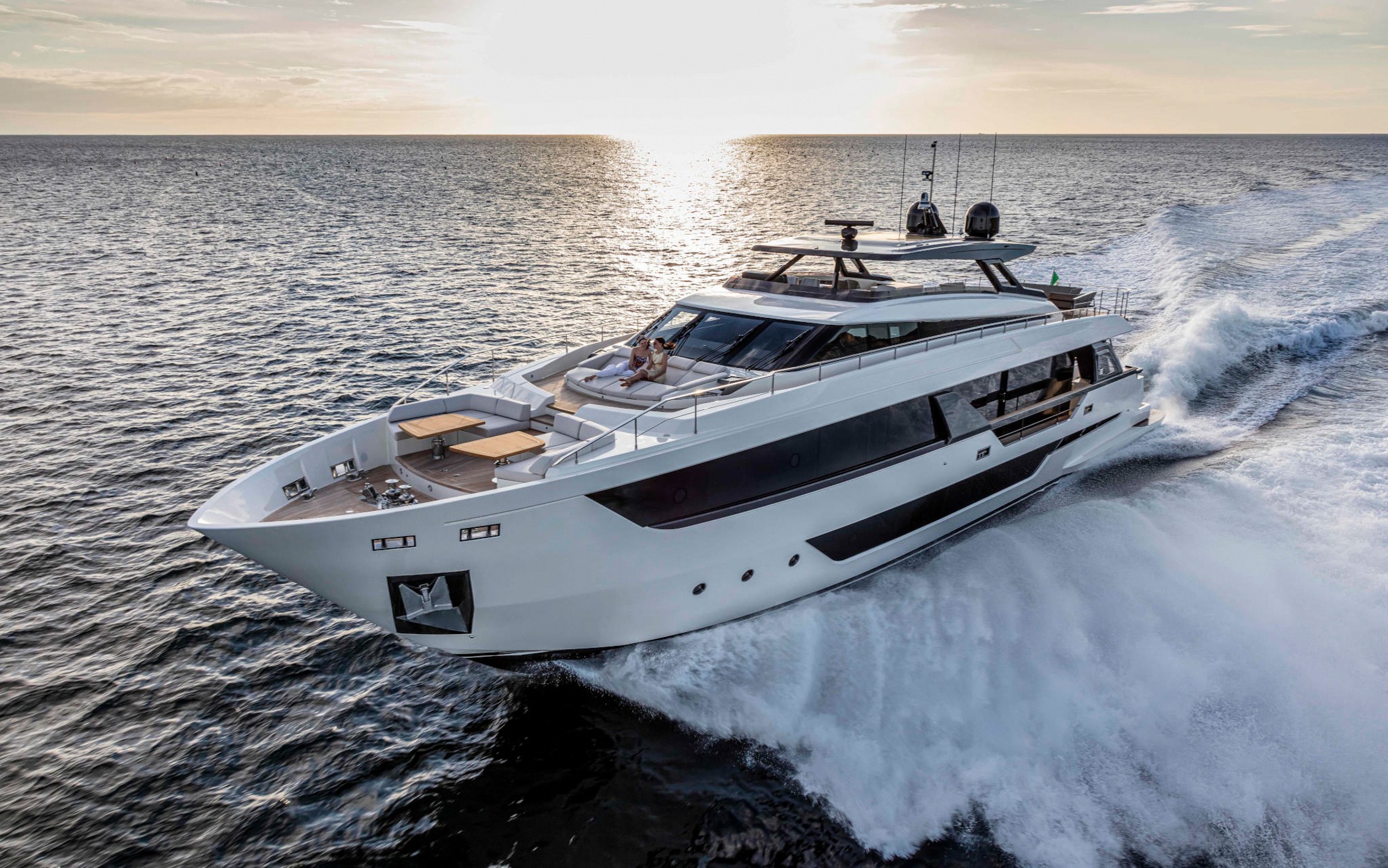 Ferretti Yachts 1000