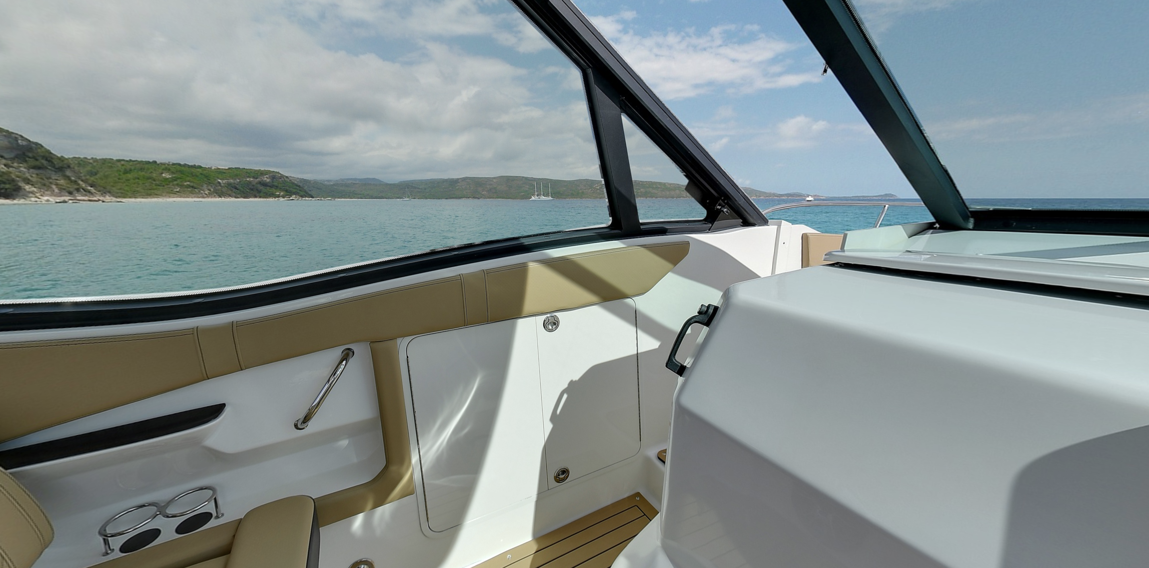 Sea Ray Sundancer 320 Coupe/973