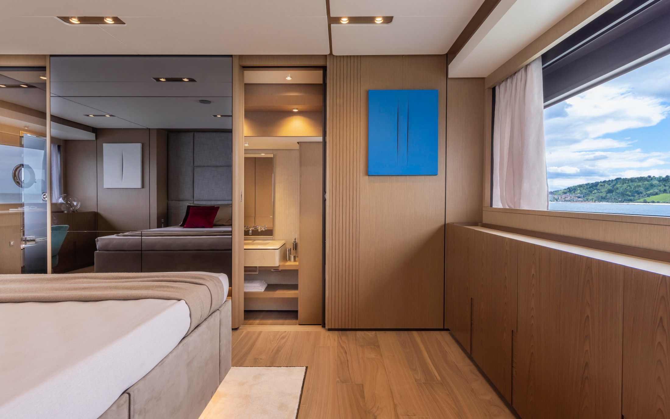 Ferretti Yachts 1000