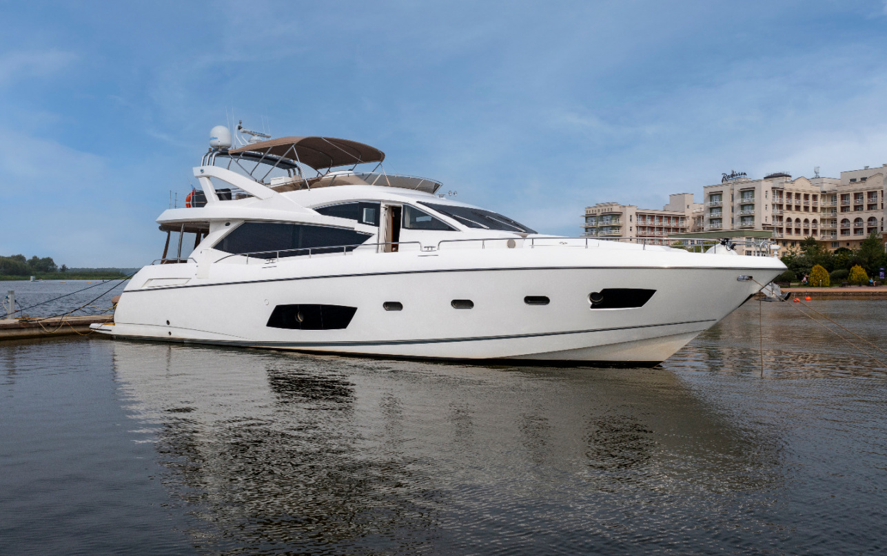 Sunseeker Manhattan 73 доступна для покупки!