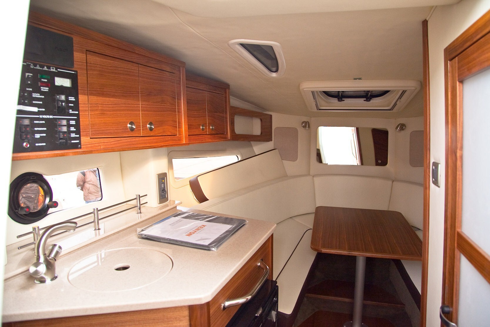 Sea Ray Sundancer 265/134