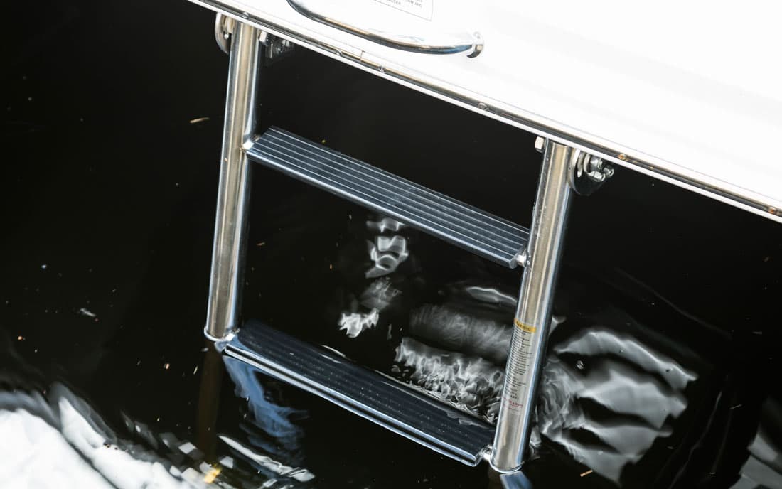 Катер Sea Ray Sundancer 350 HardTop фото 2.22