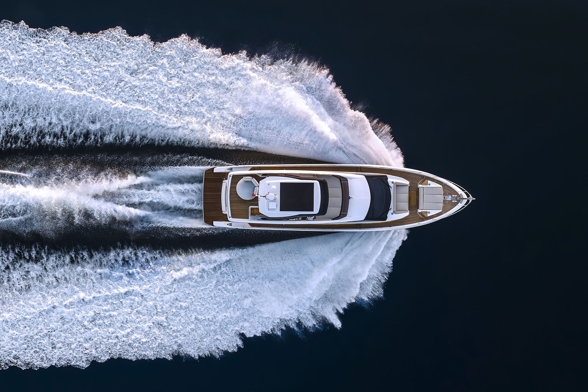 Ferretti Yachts 720 New