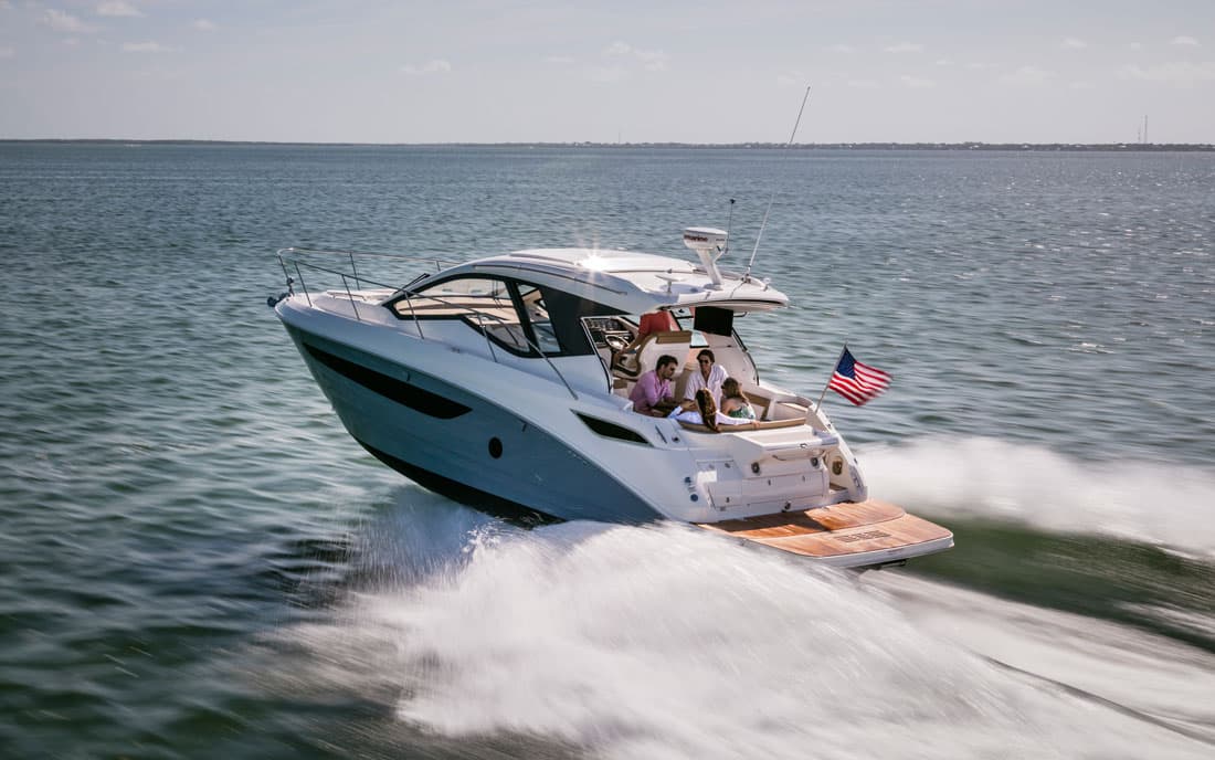 Катер Sea Ray Sundancer 350 Coupe фото 1.3