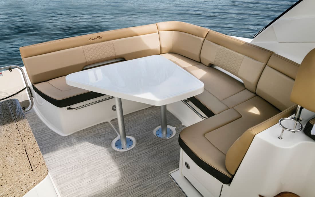 Катер Sea Ray Sundancer 350 Coupe фото 2.1