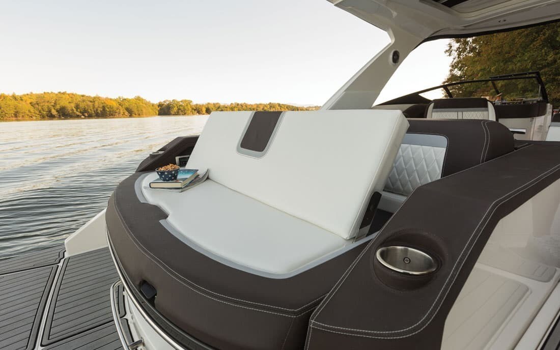 Sea Ray SLX 310 OB