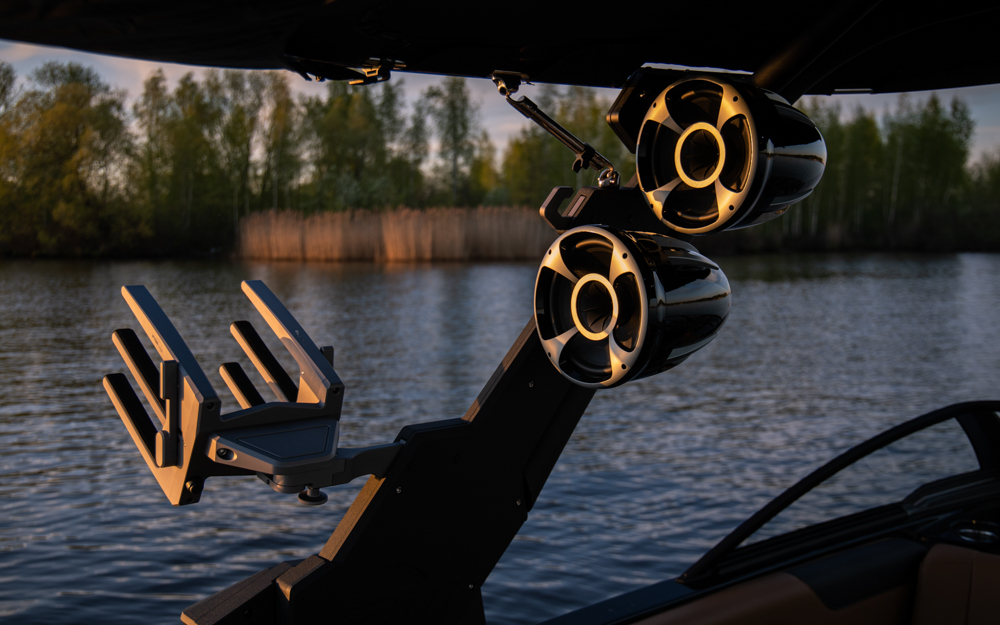 Катер буксировщик Malibu 25 LSV / 25596 фото 1.22