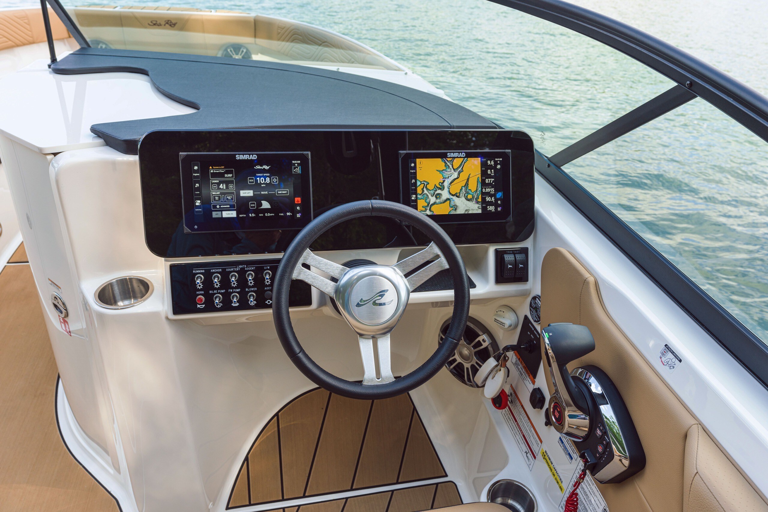 Sea Ray SDX 270