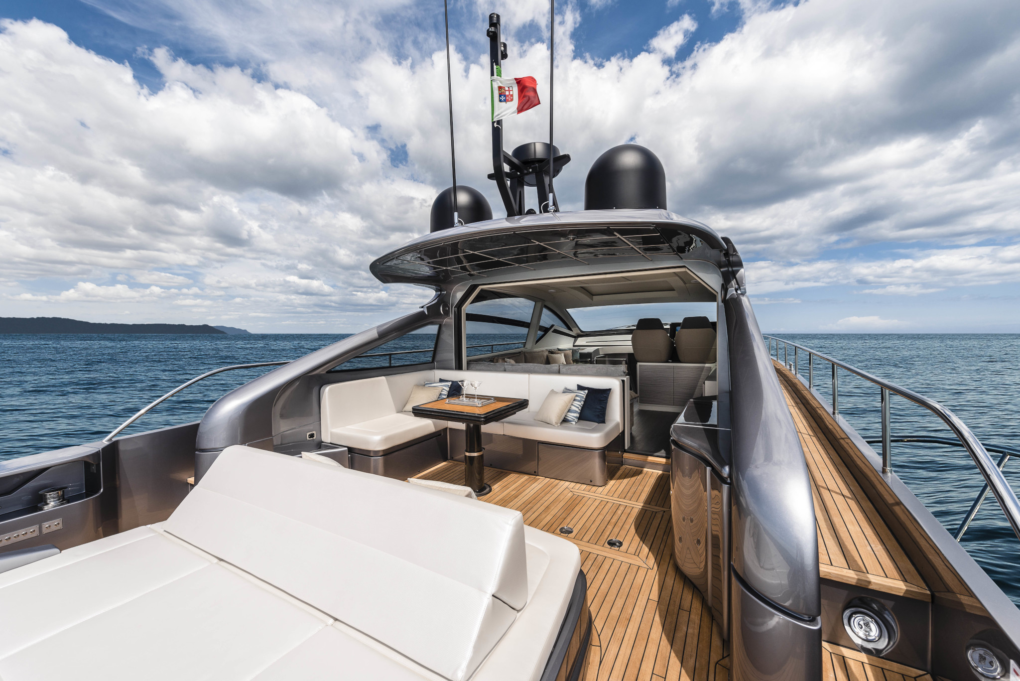 Pershing 6x