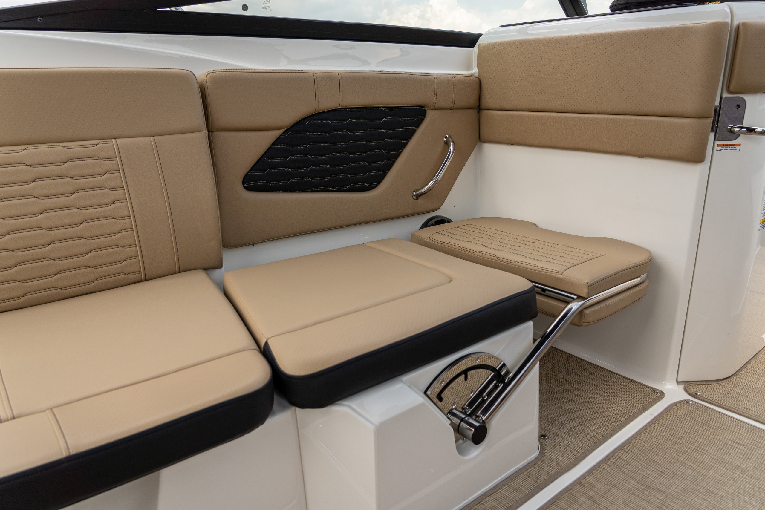 Sea Ray 230 SPX