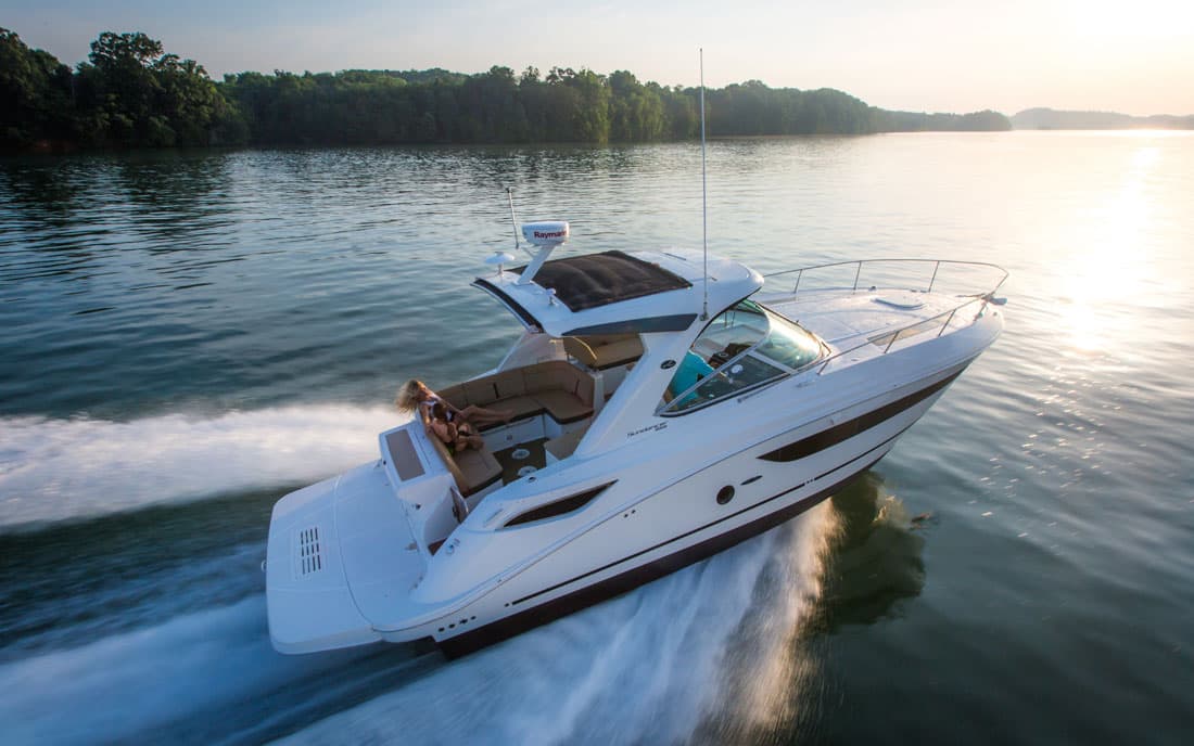 Катер Sea Ray Sundancer 350 HardTop фото 1.5