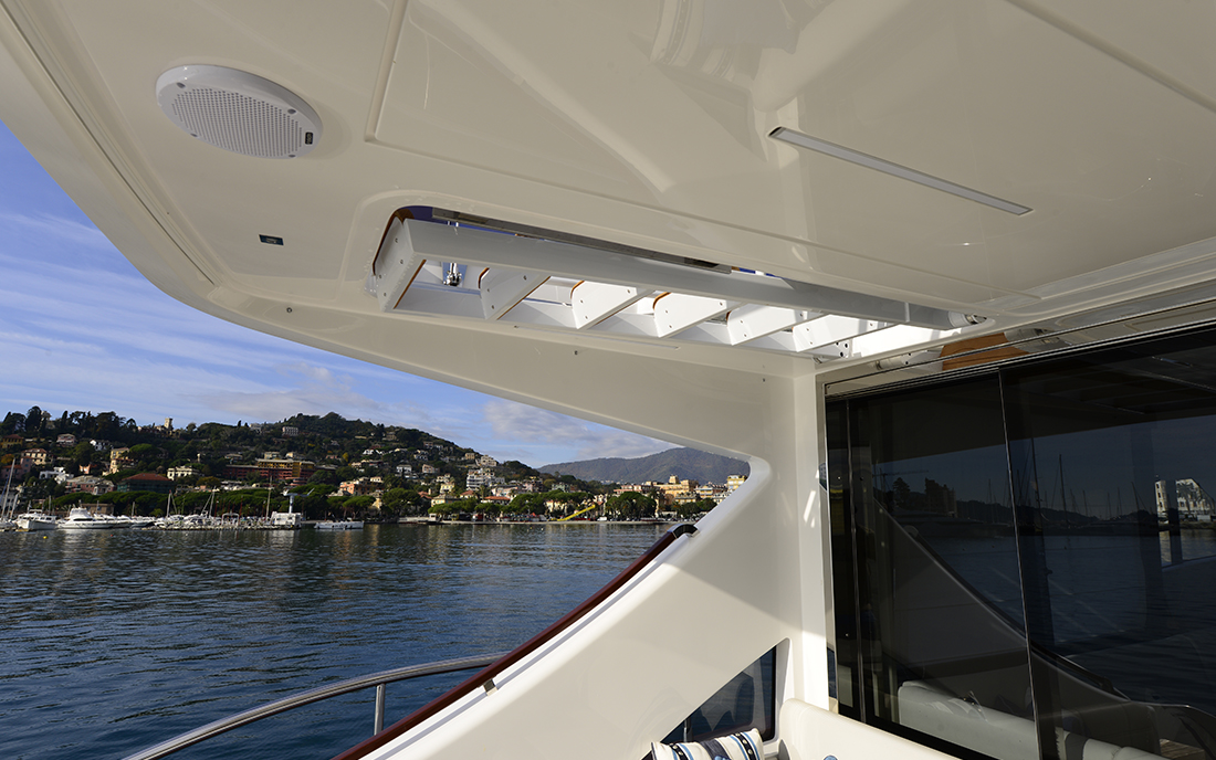 Яхта Austin Parker 48 SUNDECK фото 1.10