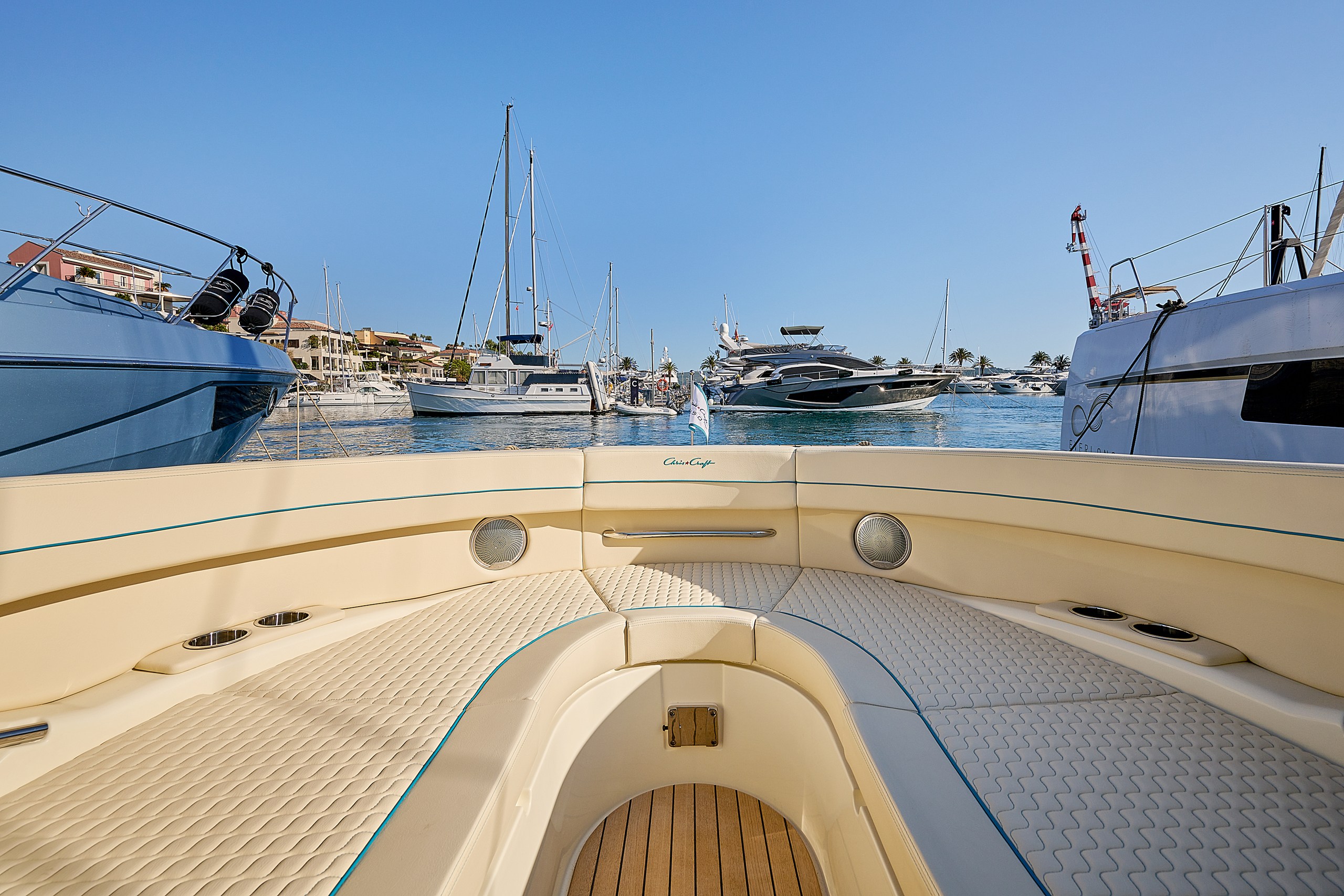Chris-Craft Launch 31 GT