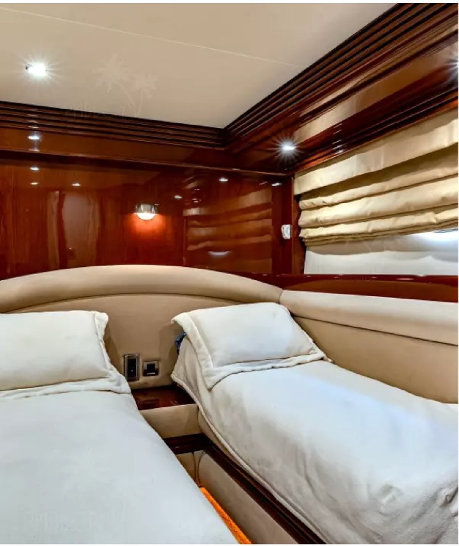 MARQUIS 690