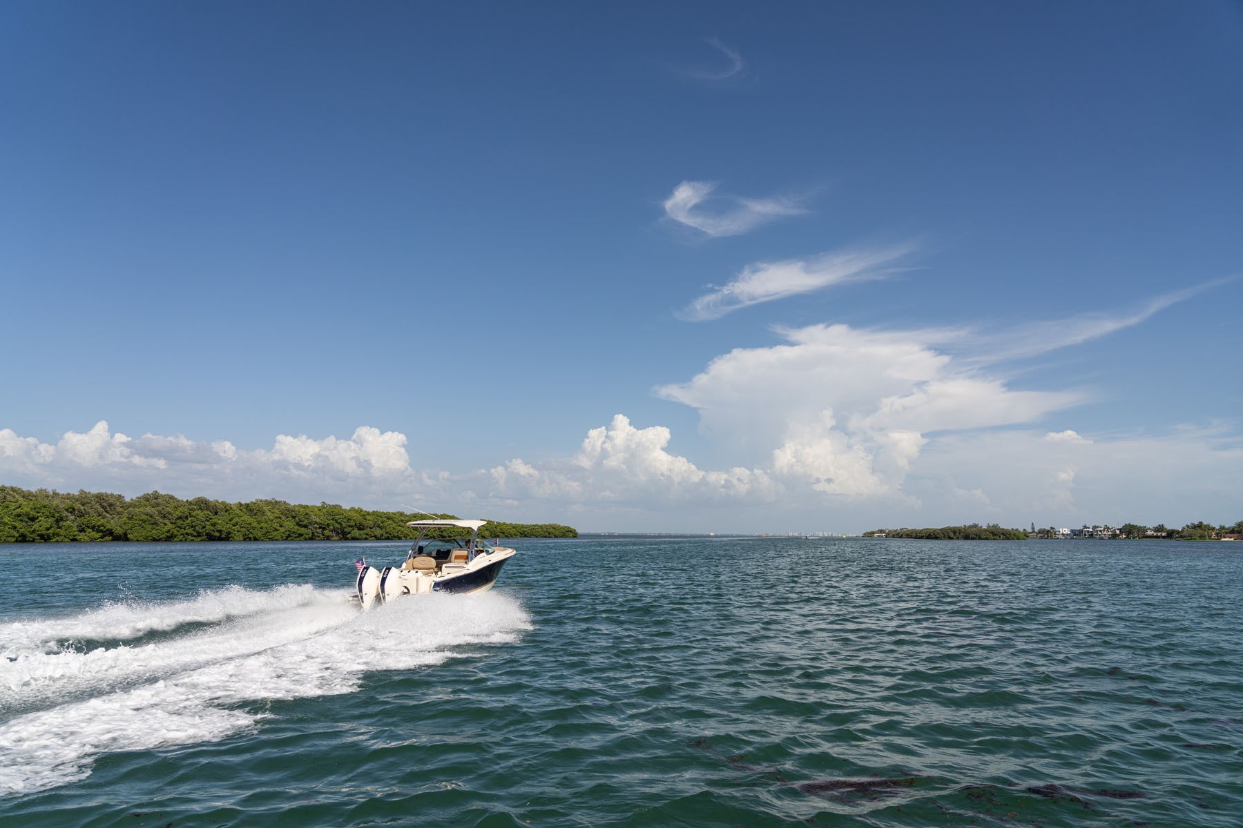 Chris-Craft Calypso 28