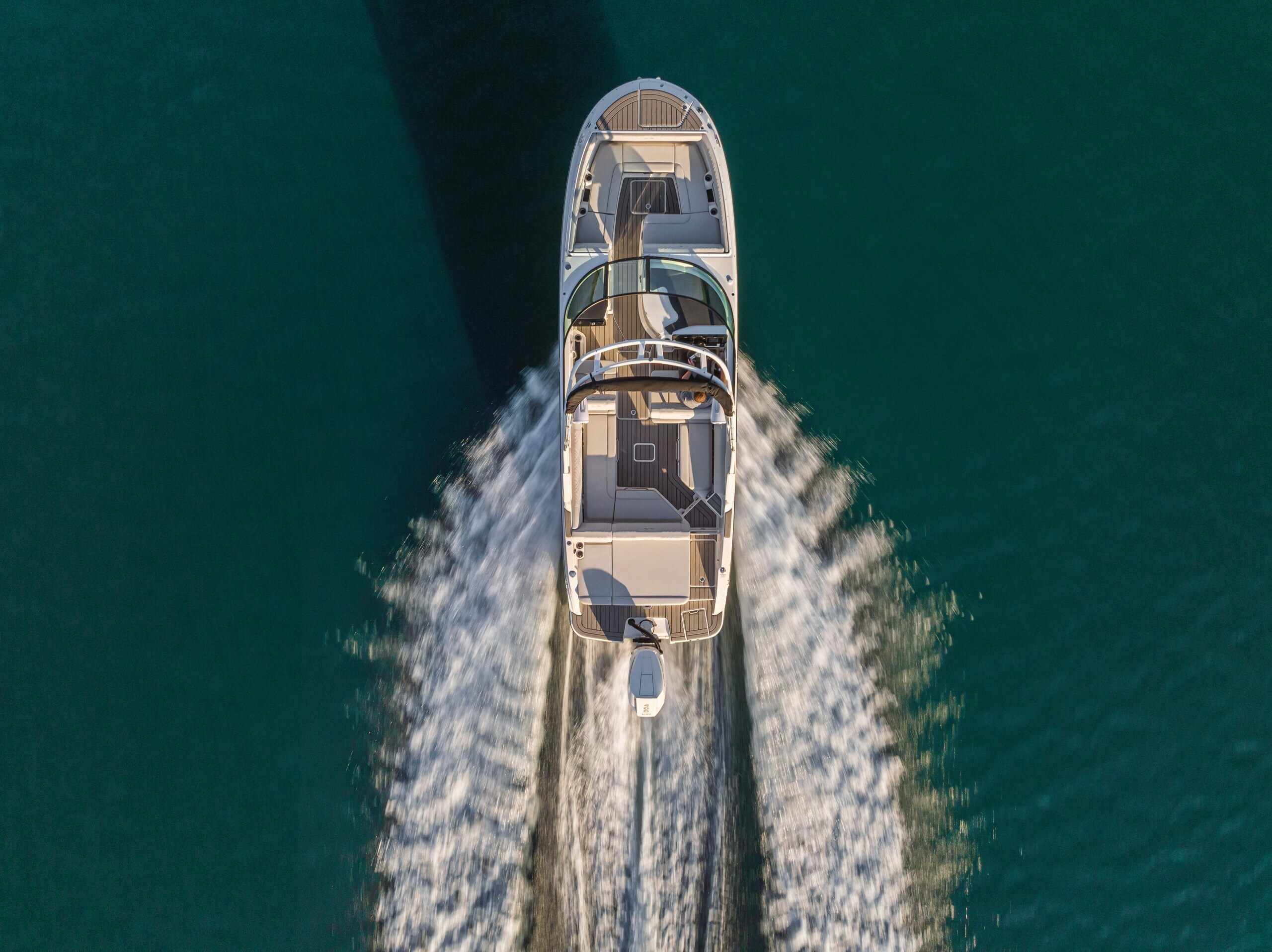 Sea Ray SDX 270