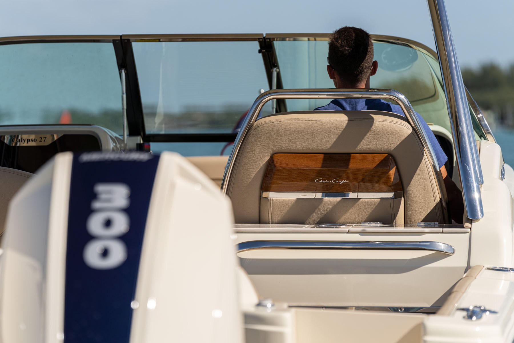Chris-Craft Calypso 28