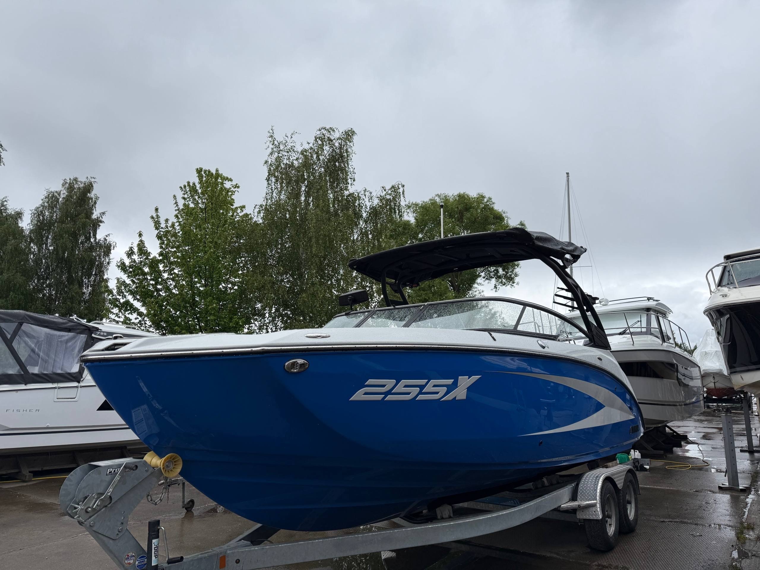 YAMAHA 255 XD 2025