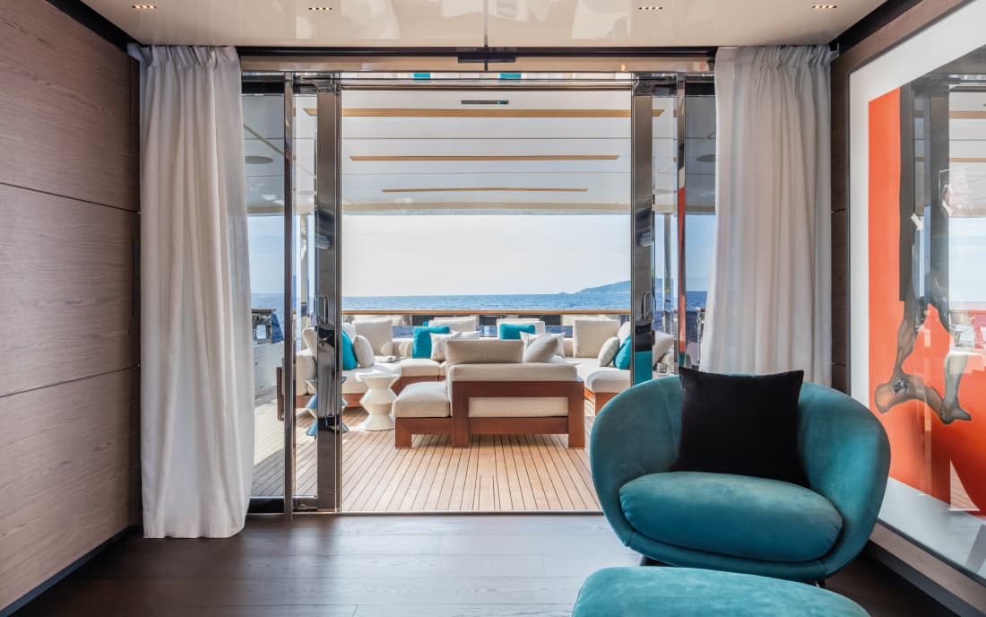 Custom Line Navetta 42