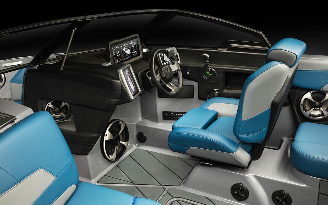Катер буксировщик Malibu 22 LSV 2021 фото 2.1