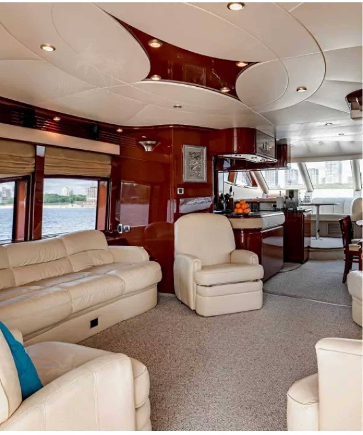MARQUIS 690