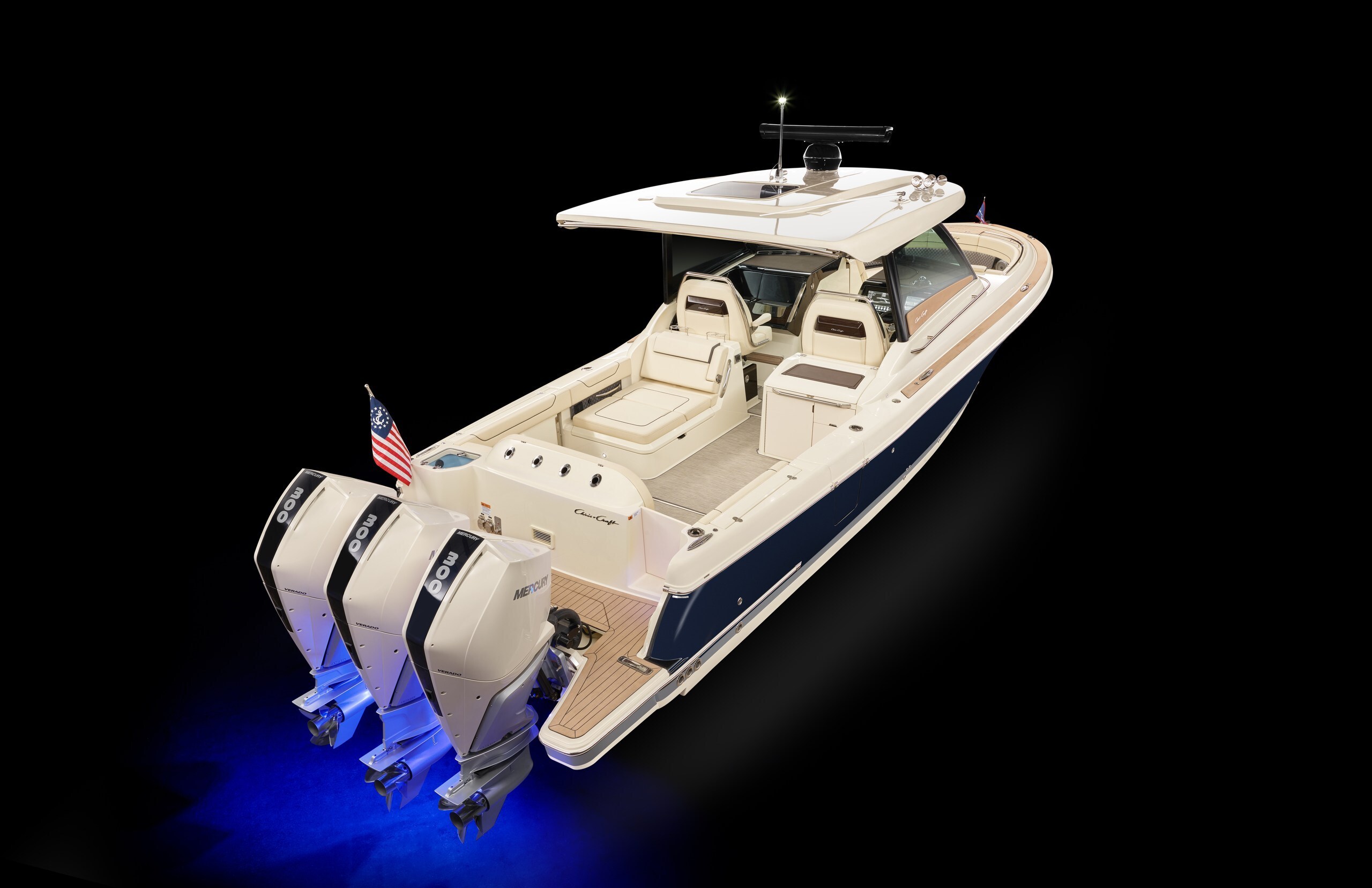 Chris-Craft Calypso 35