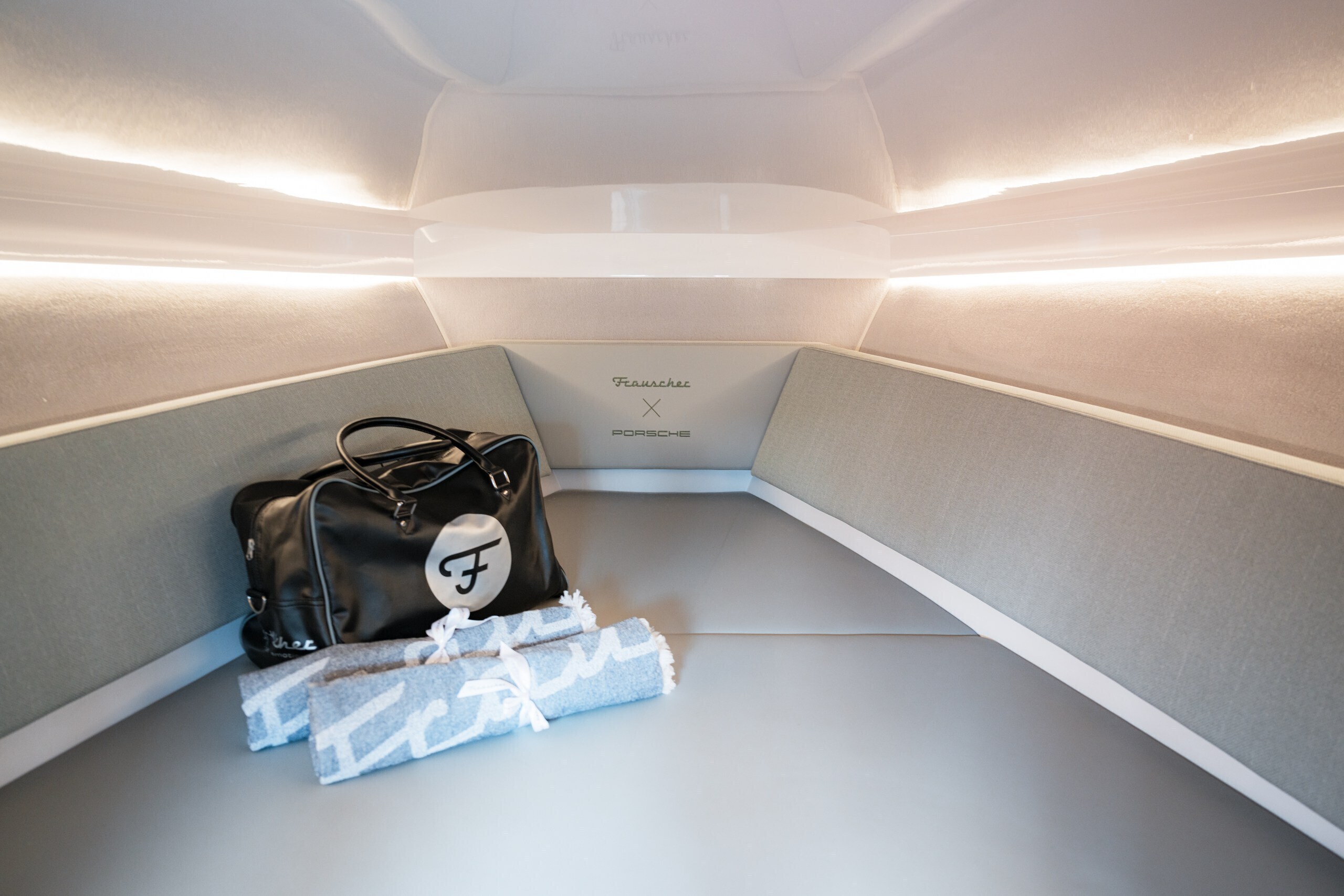 Frauscher x Porsche 790 Spectre